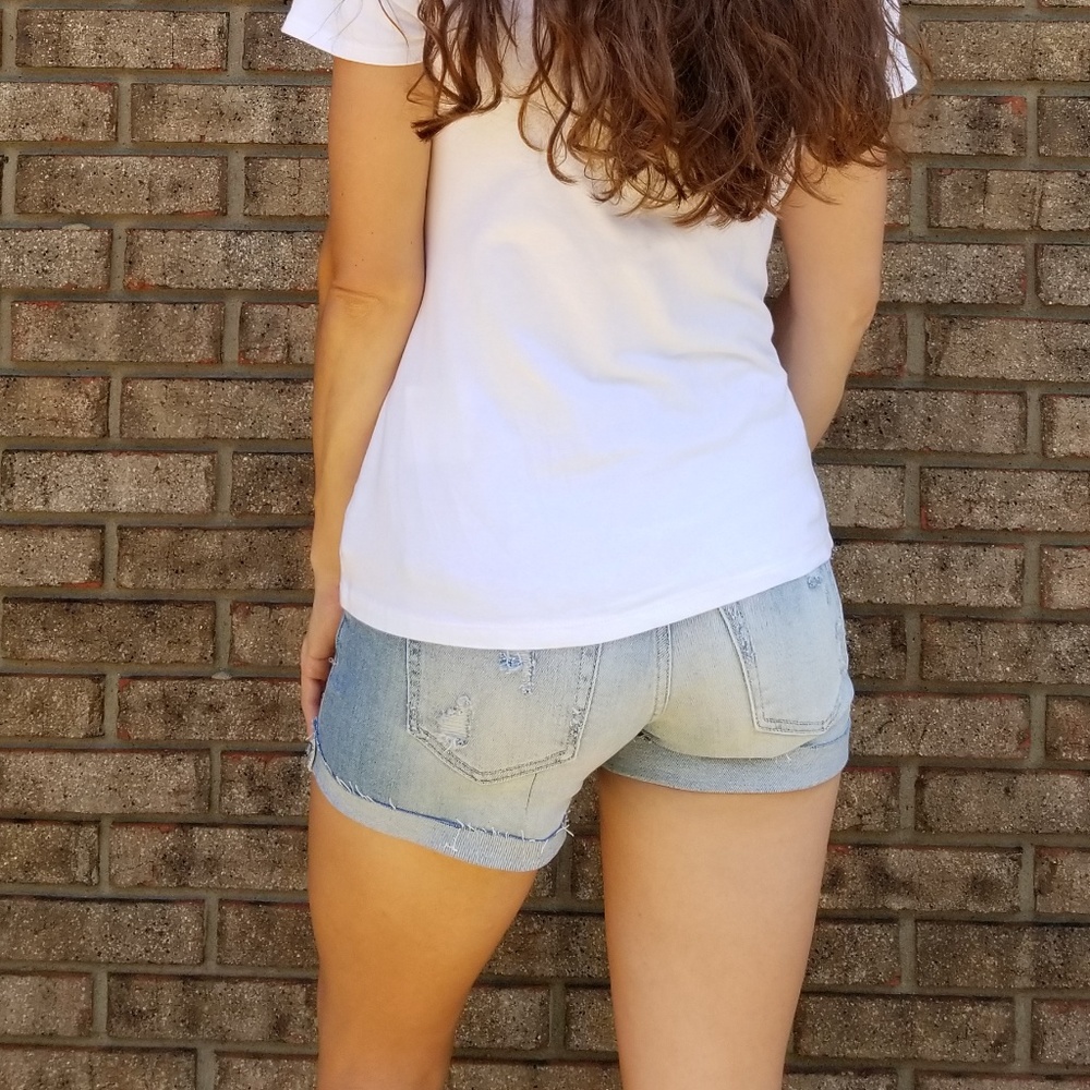 ▫️LAST▫️Summer Nights Distressed Shorts - Picture 4 of 7